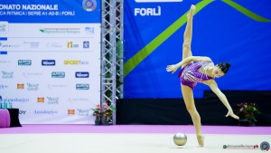 aurora fano dellafelice giulia un palla sfe07591 copia simone ferraro ph copia